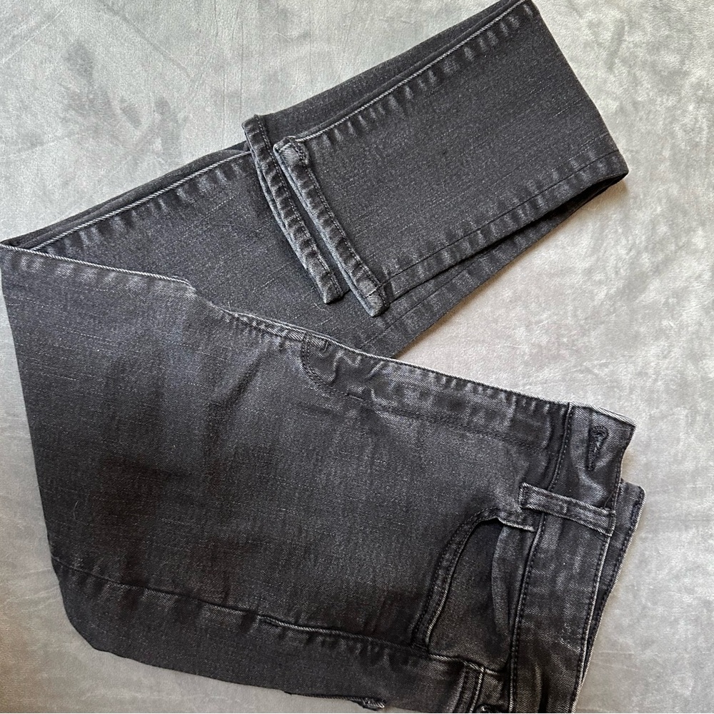 American Eagle Next Level Stretch Size 6 Jeggings (Black-No Rips)